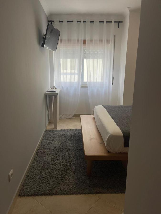 Cricket Apartments Ferrel  Eksteriør bilde