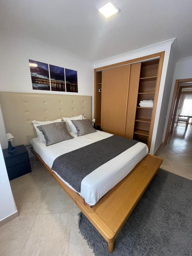 Cricket Apartments Ferrel  Eksteriør bilde